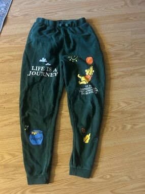 Green Winnie The Pooh And Friends Sweatpants Women’s Size small
